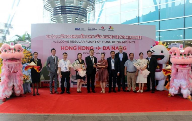 Đón chuyến bay đầu tiên đến Đà Nẵng của Hãng hàng không Hong Kong Airlines