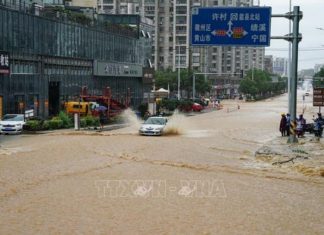 Mưa bão khiến gần 250.000 người ở miền Đông Trung Quốc phải sơ tán