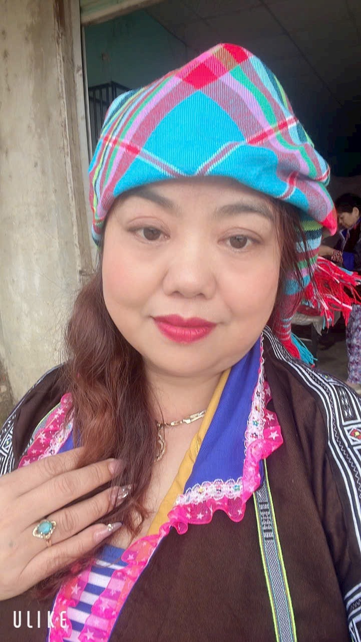Nhà thơ Nguyễn Thị Vân Ngà -h3