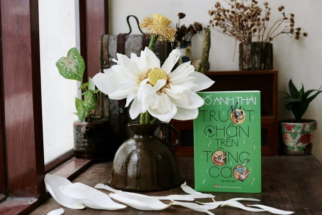 Nhà văn Hồ Anh Thái giễu nhại cuộc sống với 'Trượt chân trên tầng cao'