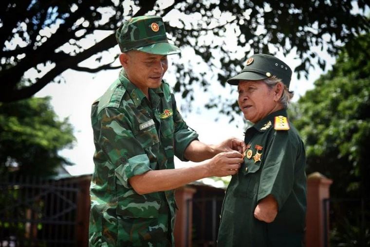 Tri ân người lính không bao giờ là đủ. 