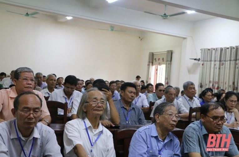 Các đại biểu tham dự hội thảo