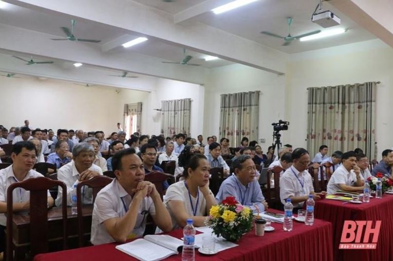 Các đại biểu dự hội thảo
