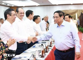 Thủ tướng làm việc với Thành phố Hồ Chí Minh về phát triển kinh tế-xã hội