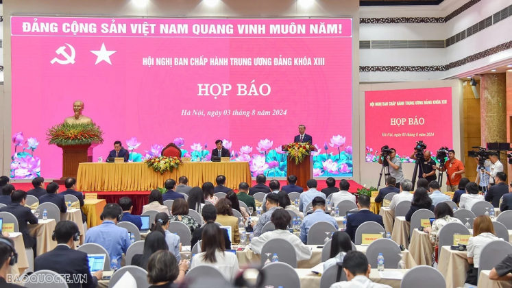 5 min 747x420 - Tổng Bí thư, Chủ tịch nước Tô Lâm chủ trì cuộc họp báo sau Hội nghị Ban Chấp hành Trung ương Đảng khóa XIII