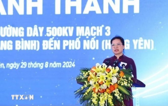 Chủ tịch Hội LHPN Việt Nam H&agrave; Thị Nga ph&aacute;t biểu.
