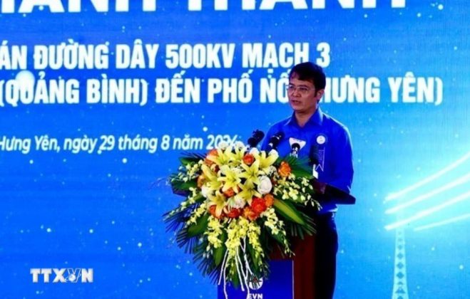 B&iacute; thư thứ Nhất Trung ương Đo&agrave;n B&ugrave;i Quang Huy ph&aacute;t biểu.