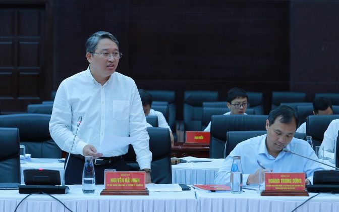 L&atilde;nh đạo một số tỉnh Bắc Trung Bộ v&agrave; Duy&ecirc;n hải miền Trung ph&aacute;t biểu tại cuộc l&agrave;m việc