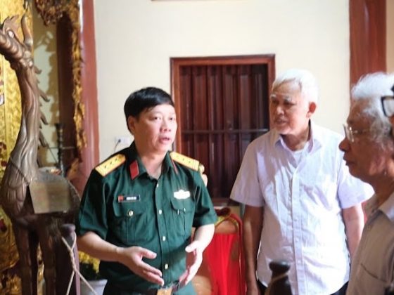 Một số h&igrave;nh ảnh của nh&agrave; văn Ph&ugrave;ng Văn Khai 5