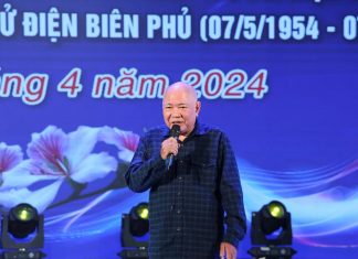 Nhà văn Châu La Việt: ‘Tôi viết tiểu thuyết về mẹ của mình’ Nhà văn Châu La Việt: 'Tôi viết tiểu thuyết về mẹ của mình'