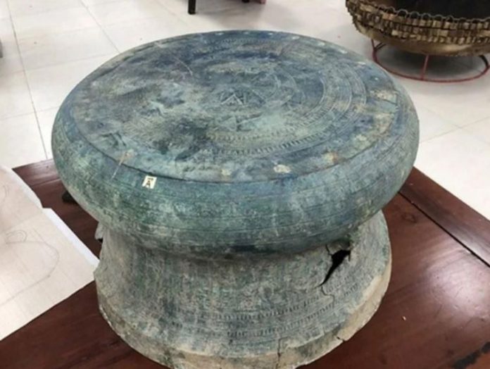 Khám phá hai bảo vật quốc gia trống đồng Pha Long và Gia Phú Khám phá hai bảo vật quốc gia trống đồng Pha Long và Gia Phú