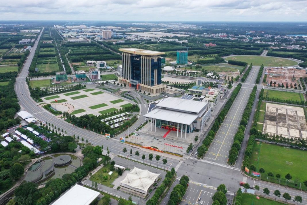 Đến năm 2050, xây dựng Bình Dương trở thành trung tâm đô thị mang tầm quốc tế Đến năm 2050, xây dựng Bình Dương trở thành trung tâm đô thị mang tầm quốc tế