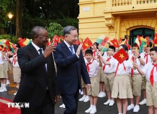 Tổng Bí thư, Chủ tịch nước chủ trì Lễ đón chính thức Tổng thống Guinea-Bissau Tổng Bí thư, Chủ tịch nước chủ trì Lễ đón chính thức Tổng thống Guinea-Bissau