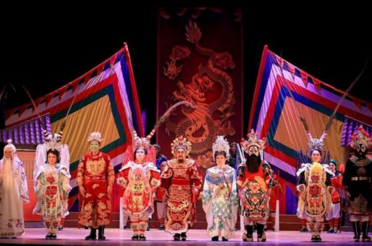 Chương trình nghệ thuật “Sắc - Ấn Ngọc Nam Phương” do Nhà hát Nghệ thuật hát bội thành phố Hồ Chí Minh thực hiện năm 2022.