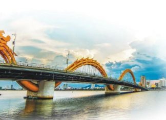 Kinh tế Việt Nam giữ 'ánh hào quang'