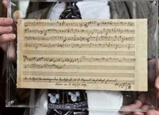 Phát hiện bản thảo âm nhạc chưa từng biết đến của Mozart Phát hiện bản thảo âm nhạc chưa từng biết đến của Mozart