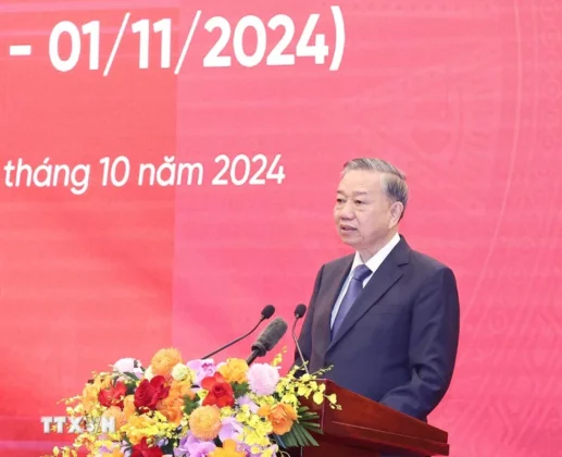 Tổng B&iacute; thư T&ocirc; L&acirc;m ph&aacute;t biểu tại lễ kỷ niệm 75 năm Ng&agrave;y truyền thống Ban Đối ngoại Trung ương. (Ảnh: Thống Nhất/TTXVN)