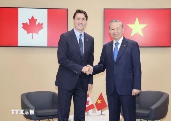 Tổng B&iacute; thư, Chủ tịch nước T&ocirc; L&acirc;m tiếp x&uacute;c song phương với Thủ tướng Canada Justin Trudeau.