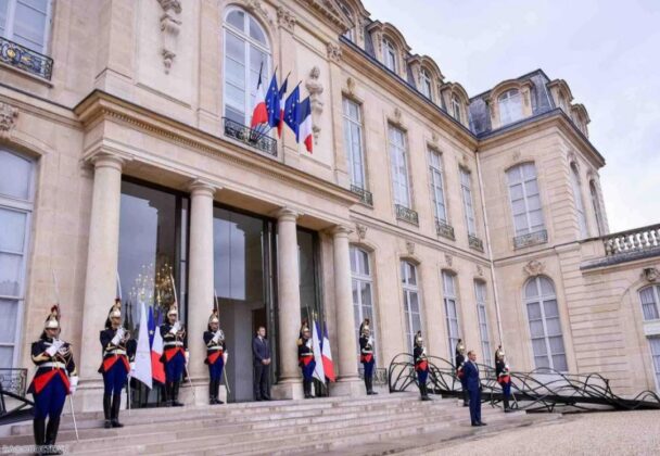 1 min 14 608x420 - Tổng thống Pháp Emmanuel Macron đón và hội đàm cùng Tổng Bí thư, Chủ tịch nước Tô Lâm