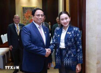 Thủ tướng Phạm Minh Chính gặp Thủ tướng Thái Lan, Quốc vương Brunei và Thủ tướng Singapore Trong chuyến tham dự Hội nghị Cấp cao ASEAN lần thứ 44, 45 và các hội nghị cấp cao liên quan tại Vientiane (Lào), tối 9/10/2024, Thủ tướng Phạm Minh Chính gặp Thủ tướng Thái Lan Paetongtarn Shinawatra.