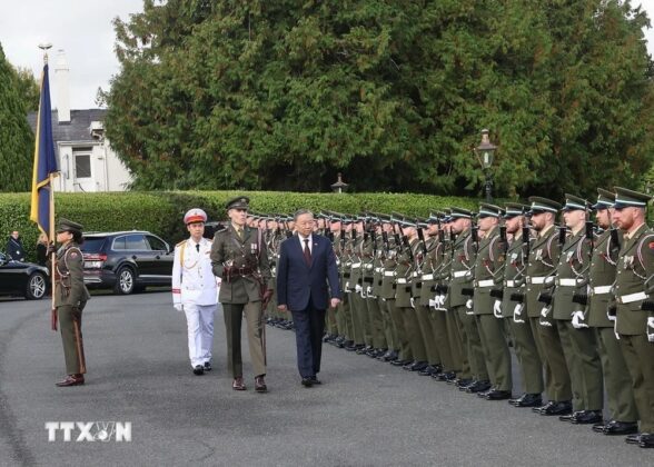 1 min 4 588x420 - Lễ đón chính thức Tổng Bí thư, Chủ tịch nước Tô Lâm tại Ireland