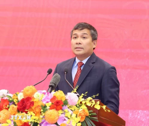 Đồng ch&iacute; Nguyễn Minh Vũ, Ủy vi&ecirc;n Dự khuyết Trung ương Đảng, Thứ trưởng Thường trực Bộ Ngoại giao ph&aacute;t biểu tại Lễ kỷ niệm. (Ảnh: Phương Hoa/TTXVN)