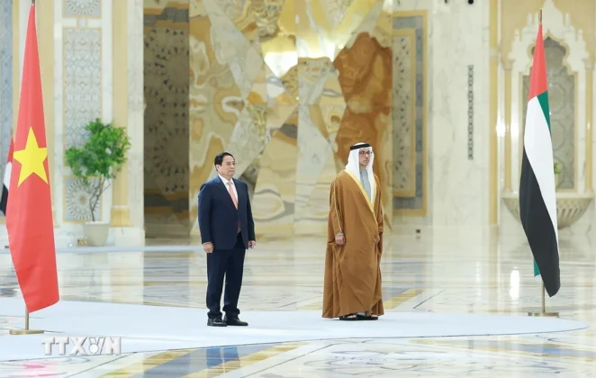 Ph&oacute; Tổng thống UAE Sheikh Mansour Bin Zayed Al Nahyan đ&oacute;n Thủ tướng Phạm Minh Ch&iacute;nh thăm ch&iacute;nh thức C&aacute;c Tiểu Vương quốc Arab Thống nhất (UAE).