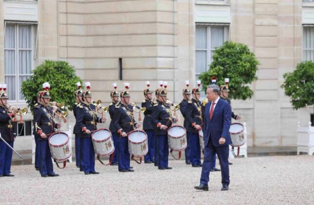 3 min 15 644x420 - Tổng thống Pháp Emmanuel Macron đón và hội đàm cùng Tổng Bí thư, Chủ tịch nước Tô Lâm