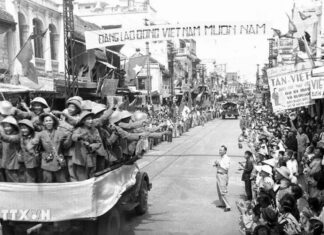 Nhìn lại cảnh Đoàn quân chiến thắng tiến vào Thủ đô trong sáng 10/10/1954