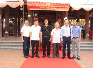 Phùng Khắc Khoan: Thời đại - Cuộc đời - Tác giả: Nhà sử học Nguyễn Vinh Phúc