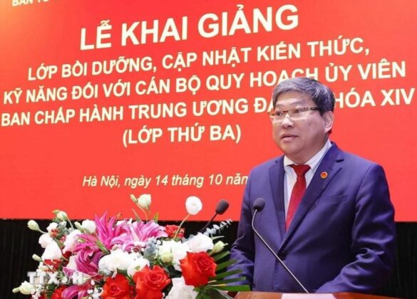 7 min 27 585x420 - Tổng Bí thư, Chủ tịch nước Tô Lâm dự Lễ khai giảng Lớp bồi dưỡng cán bộ quy hoạch Ủy viên BCH TW Đảng khóa XIV