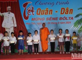 Ấm áp Lễ Sen Dolta của đồng bào Khmer tỉnh Trà Vinh, Vĩnh Long