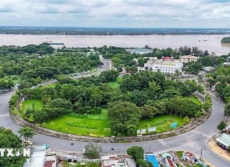 Cần Thơ phấn đấu đạt tăng trưởng GRDP cả năm hơn 7,5% Cần Thơ phấn đấu đạt tăng trưởng GRDP cả năm hơn 7,5%