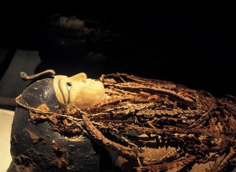 'Hồi sinh' pharaoh Ai Cập nổi tiếng từ xác ướp 3.500 tuổi