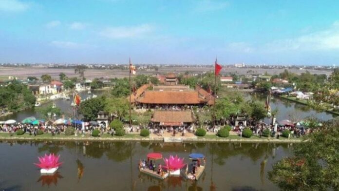 Lễ hội chùa Keo mùa Thu ở tỉnh Thái Bình thu hút đông du khách