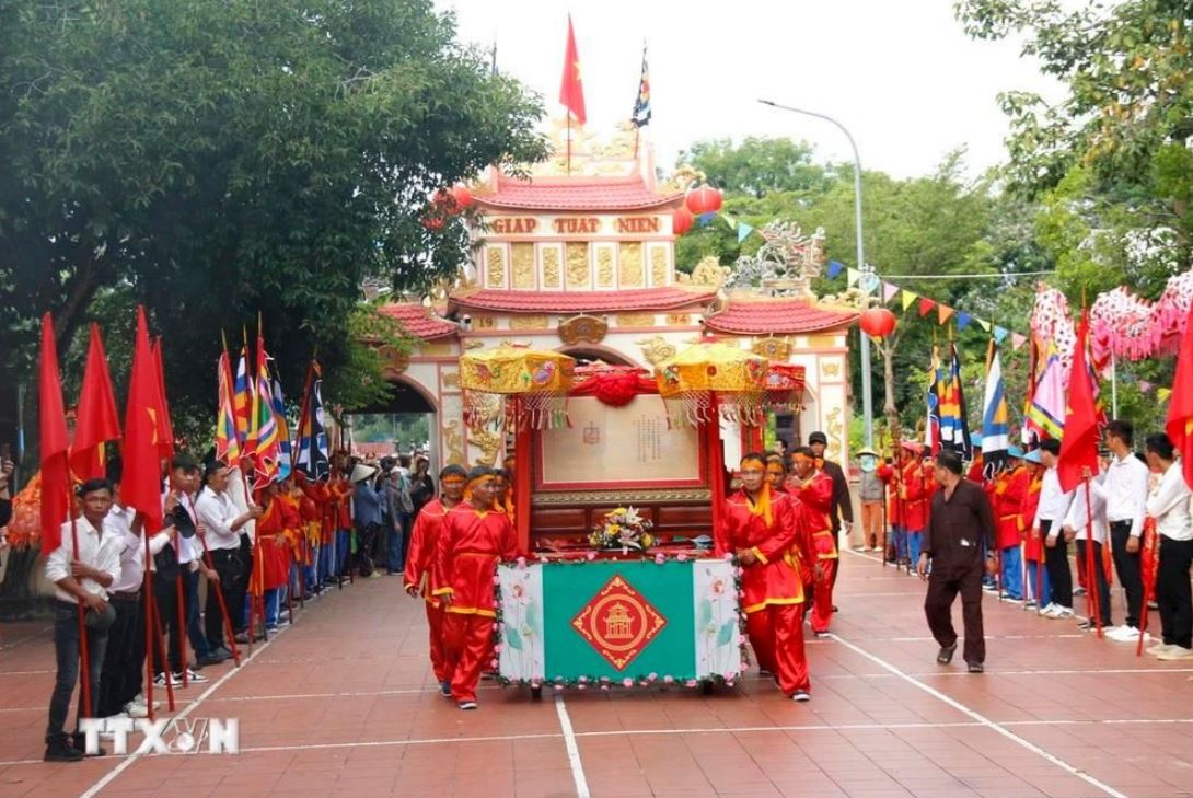 Le hoi van hoa va du lich Dinh Thay Thim nam 2024 min - Đặc sắc Lễ hội văn hóa và du lịch Dinh Thầy Thím năm 2024 tại Bình Thuận