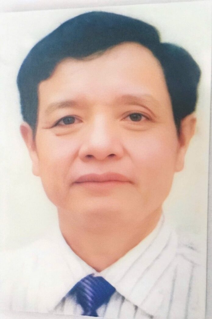 Lời tự tình của biển - một sắc màu riêng - Tác giả: Nhà văn Phùng Văn Khai Lời tự tình của biển - một sắc màu riêng - Tác giả: Nhà văn Phùng Văn Khai