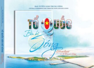 Ra mắt hai cuốn sách ảnh 'Tổ quốc bên bờ sóng' và 'Bác Hồ với Ba Đình'