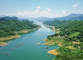 Xây dựng Hòa Bình ngày càng giàu đẹp, văn minh