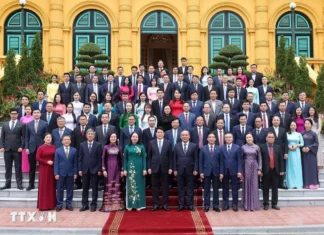 Chủ tịch nước Lương Cường gặp mặt lãnh đạo, nhân viên Văn phòng Chủ tịch nước Chủ tịch nước Lương Cường gặp mặt lãnh đạo, nhân viên Văn phòng Chủ tịch nước