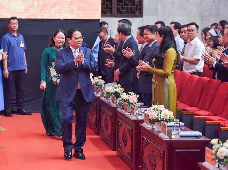 phat bieu cua Thu tuong Chinh phu tai Hoi nghi min - Xây dựng Hà Nội ngang tầm thủ đô các nước phát triển, cùng cả nước bước vào kỷ nguyên vươn mình của dân tộc*