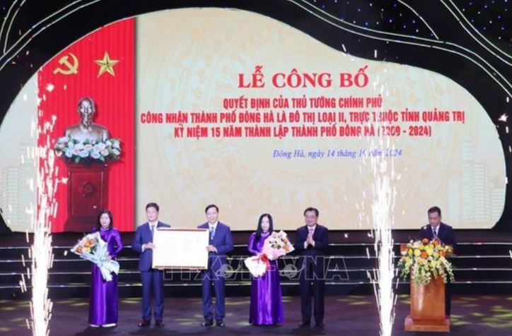 thanh pho Dong Ha la do thi loai II min - Công bố Quyết định của Thủ tướng Chính phủ công nhận thành phố Đông Hà là đô thị loại II