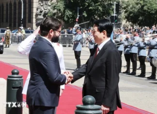 Tổng thống Chile Gabriel Boric Font chủ trì lễ đón Chủ tịch nước Lương Cường Tổng thống Chile Gabriel Boric Font chủ trì lễ đón Chủ tịch nước Lương Cường