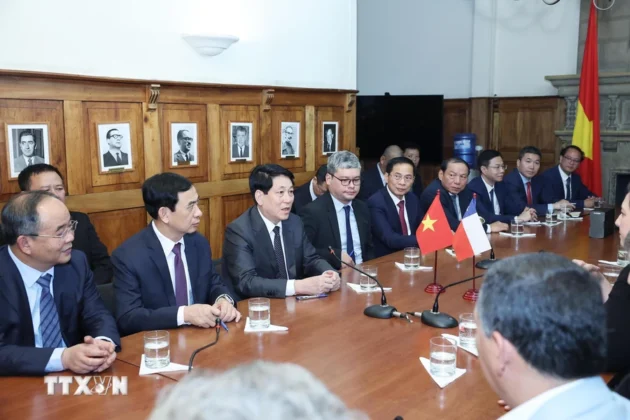 Chủ tịch nước Lương Cường ph&aacute;t biểu tại cuộc gặp Chủ tịch Đảng X&atilde; hội Chile Paulina Vodanovic.