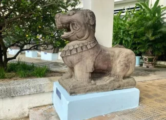Công nhận 2 tượng sư tử đá thành Đồ Bàn là bảo vật quốc gia Công nhận 2 tượng sư tử đá thành Đồ Bàn là bảo vật quốc gia