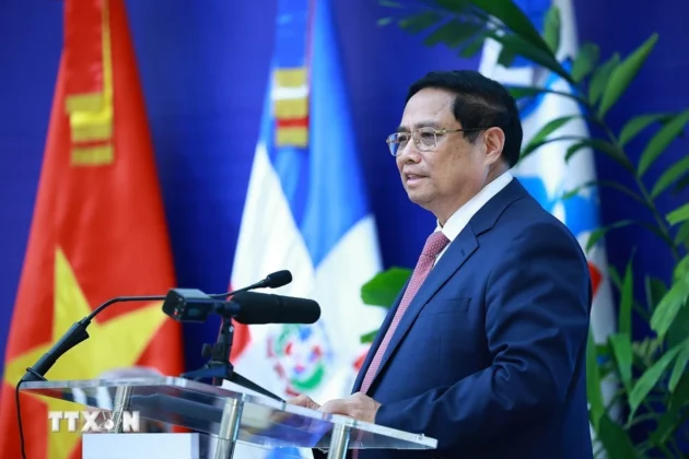 Thủ tướng Phạm Minh Ch&iacute;nh ph&aacute;t biểu ch&iacute;nh s&aacute;ch tại Học viện Ngoại giao, Bộ Ngoại giao Cộng h&ograve;a Dominicana.