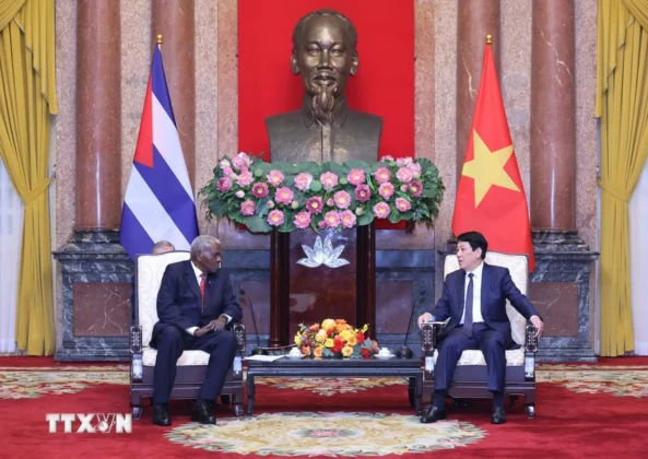 Chủ tịch nước Lương Cường tiếp Chủ tịch Quốc hội Ch&iacute;nh quyền Nh&acirc;n d&acirc;n Cuba Esteban Lazo Hernandez.