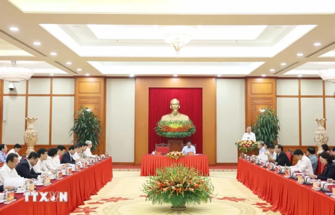 Buổi l&agrave;m việc của Tổng B&iacute; thư T&ocirc; L&acirc;m với Tiểu ban Kinh tế-X&atilde; hội Đại hội XIV của Đảng.