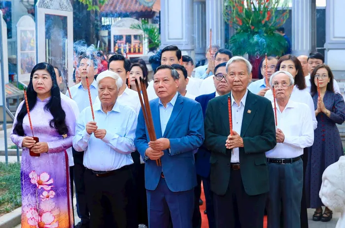 Khai mạc trưng bày chuyên đề 'Hoàng đế Lê Thái Tổ - Người khai sáng vương triều Hậu Lê'