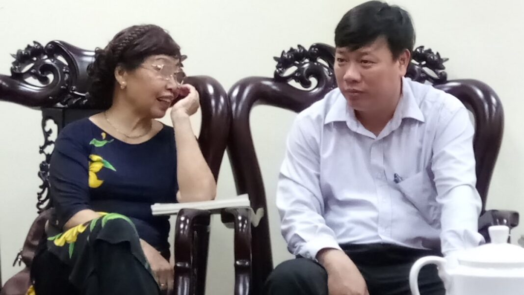 Chùm thơ "Chân dung 11" của Phùng Văn Khai Chùm thơ "Chân dung 11" của Phùng Văn Khai